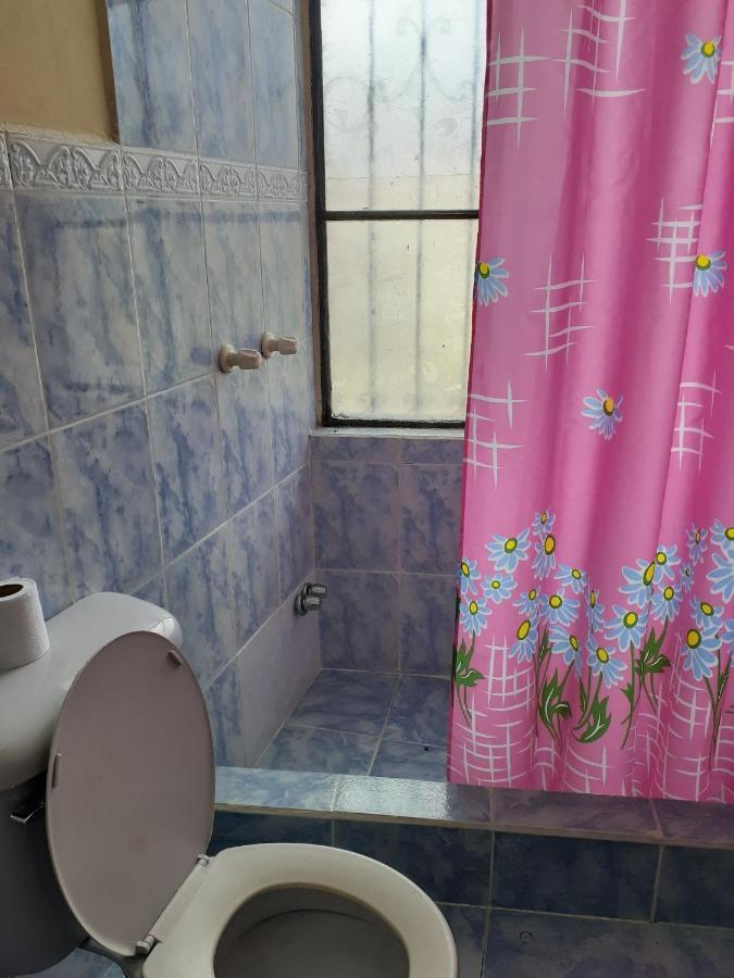Hostal Mediodia 基多 外观 照片