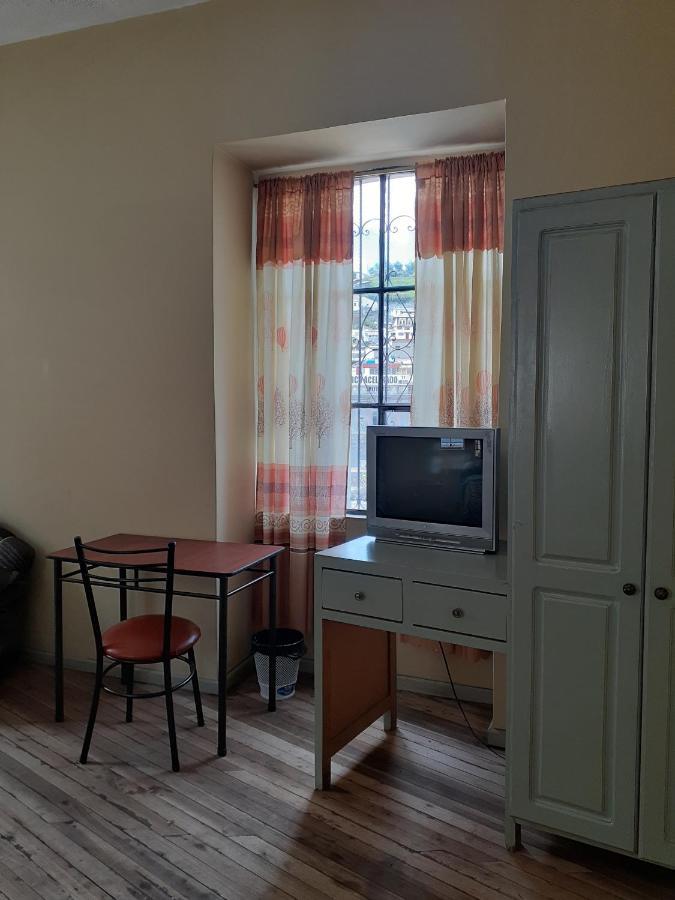 Hostal Mediodia 基多 外观 照片