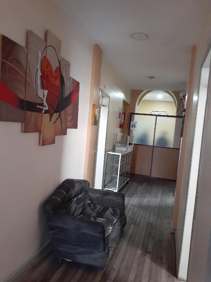 Hostal Mediodia 基多 外观 照片