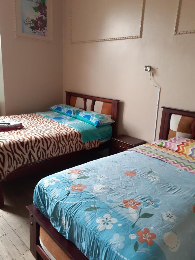 Hostal Mediodia 基多 外观 照片